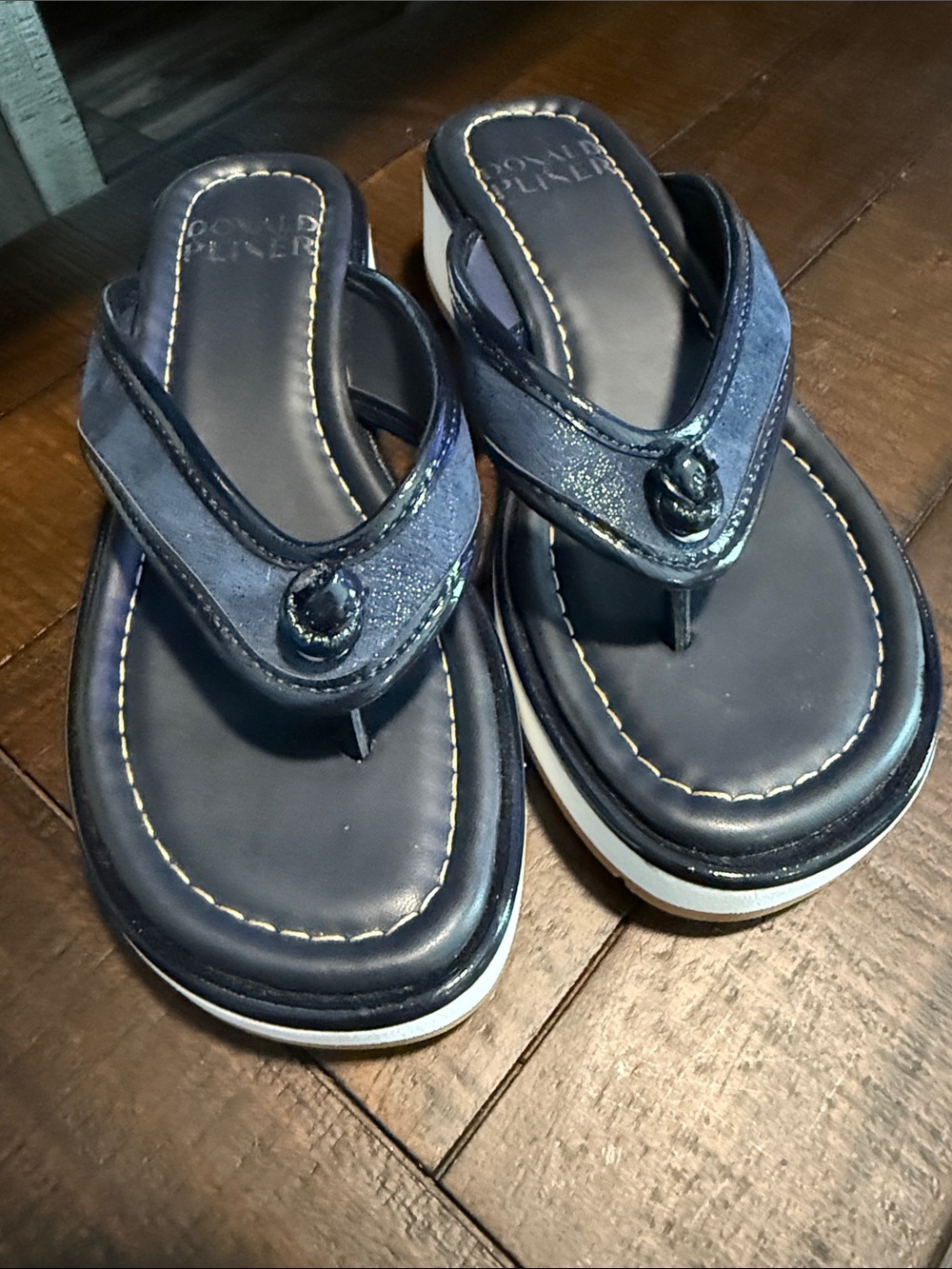 Donald Pliner Women’s Flip-Flop Sandals with sparkle straps - Comfort Footbed